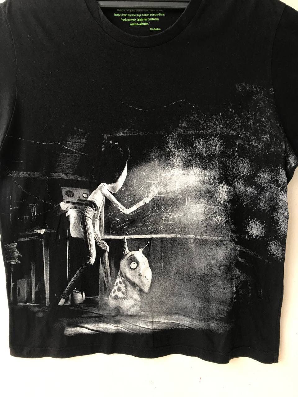 Disney × Uniqlo TIM BURTON’S FRANKENWEENIE NICE PRINTED TEE Size US L / EU 52-54 / 3 - 3 Thumbnail