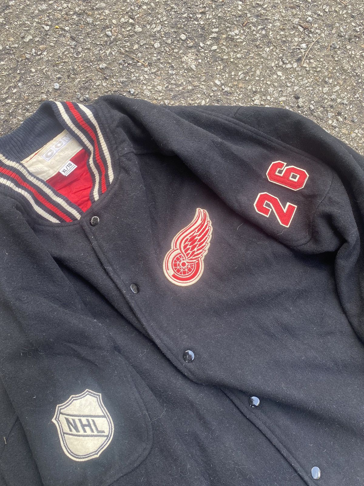 NHL Detroit Red Wings CCM Vintage Varsity Wool Jacket Size US XL / EU 56 / 4 - 3 Thumbnail