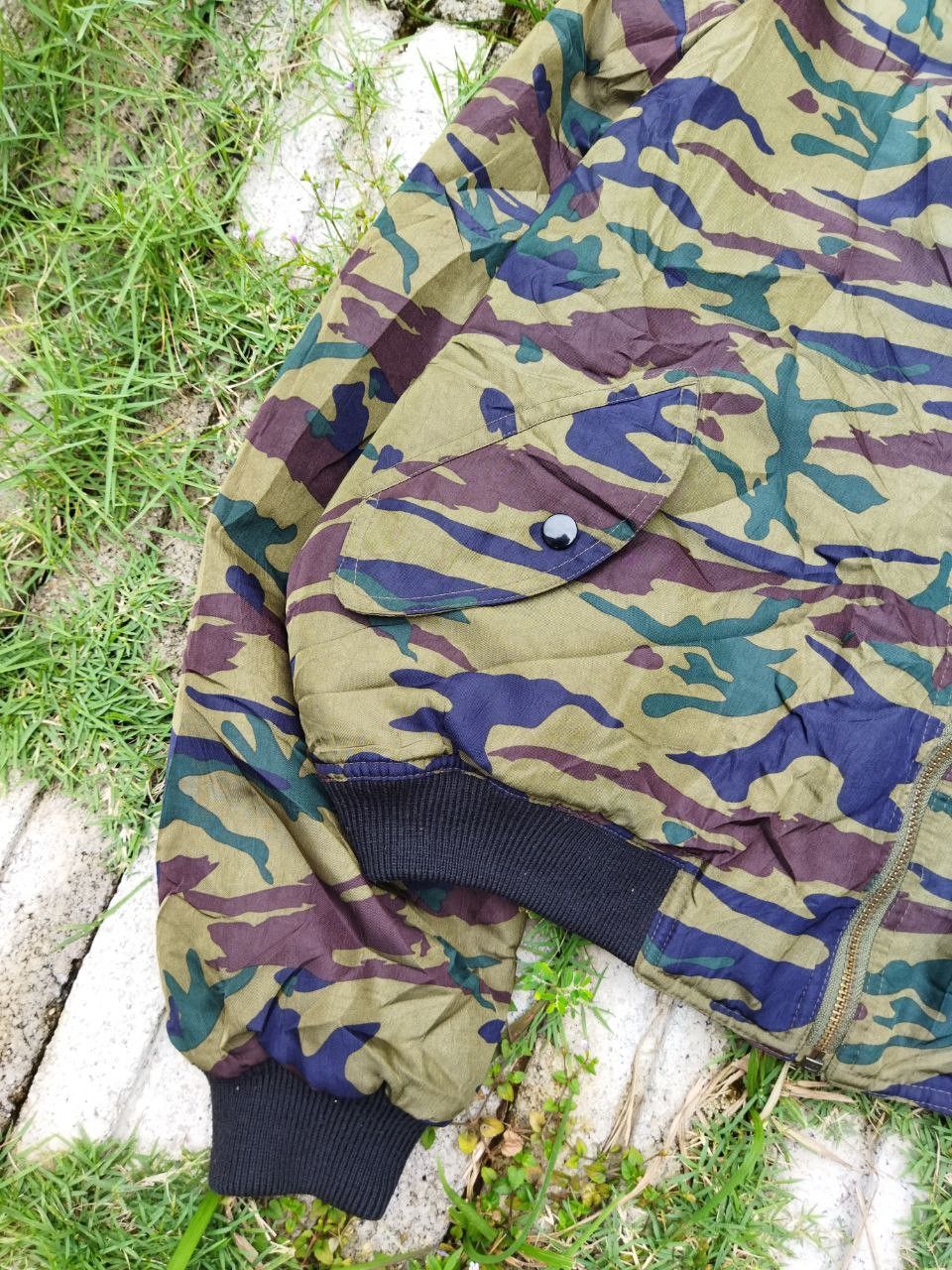 Jean Paul Gaultier Vintage Junior Gaultier Camo Cropped Oversize Jacket Size US M / EU 48-50 / 2 - 4 Thumbnail
