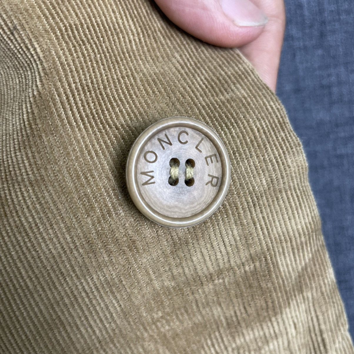 Moncler 💥 MONCLER CORDUROY BUTTON JACKET Size US L / EU 52-54 / 3 - 11 Thumbnail