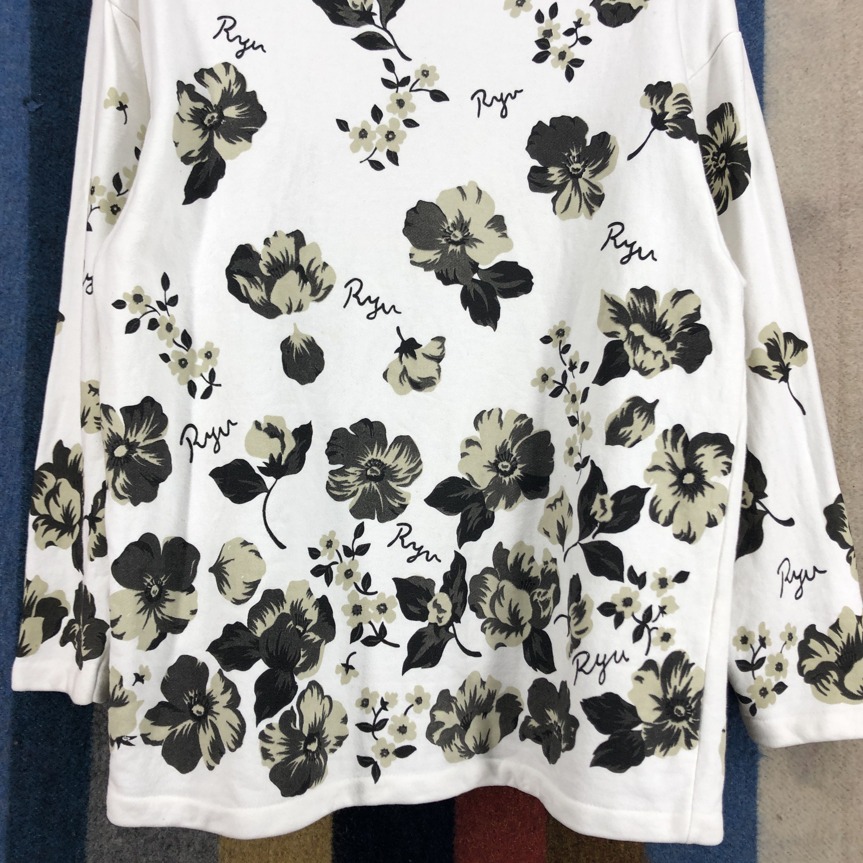 Japanese Brand RYU Flower Print Sweatshirt #0492/U Size US M / EU 48-50 / 2 - 3 Thumbnail