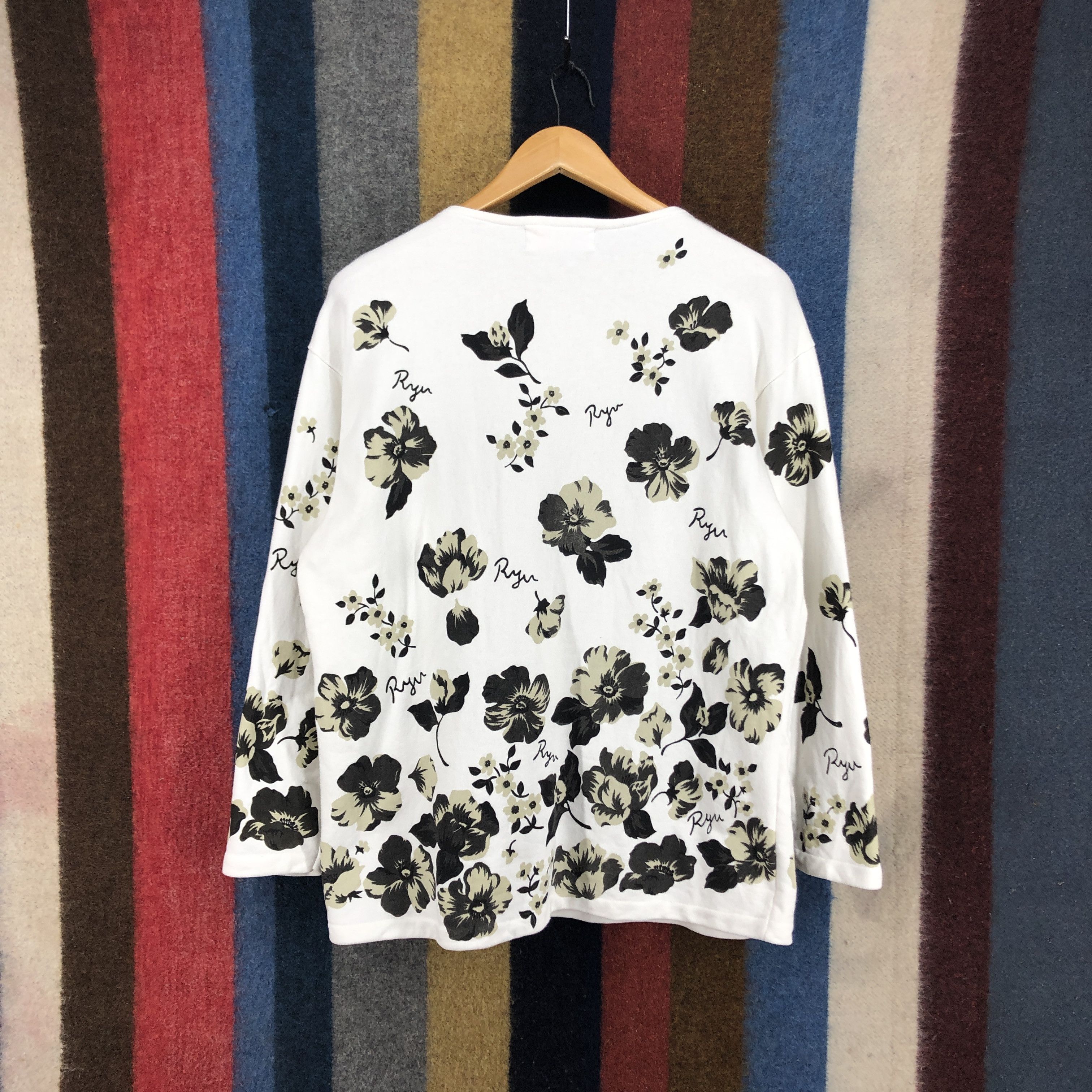 Japanese Brand RYU Flower Print Sweatshirt #0492/U Size US M / EU 48-50 / 2 - 8 Thumbnail