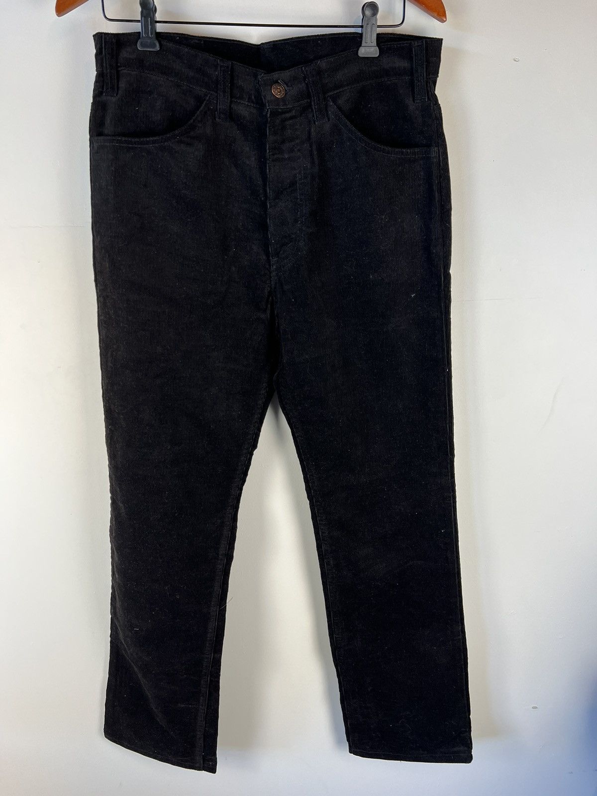 image of Levis 519 Corduroy Pants in Black, Men's (Size 31)