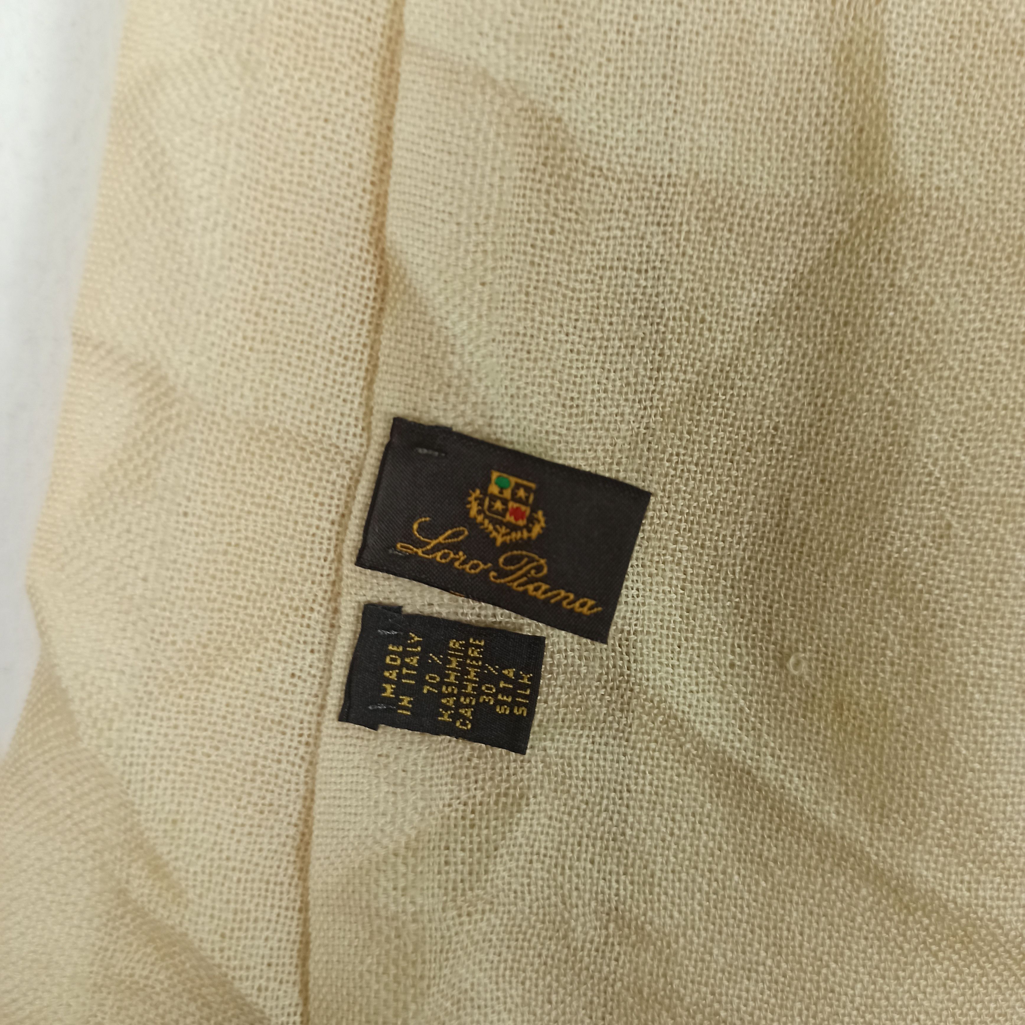 Loro Piana 🔥STEALS🔥 Loro Piana Scarves Muffler Made in Italy Size ONE SIZE - 2 Thumbnail