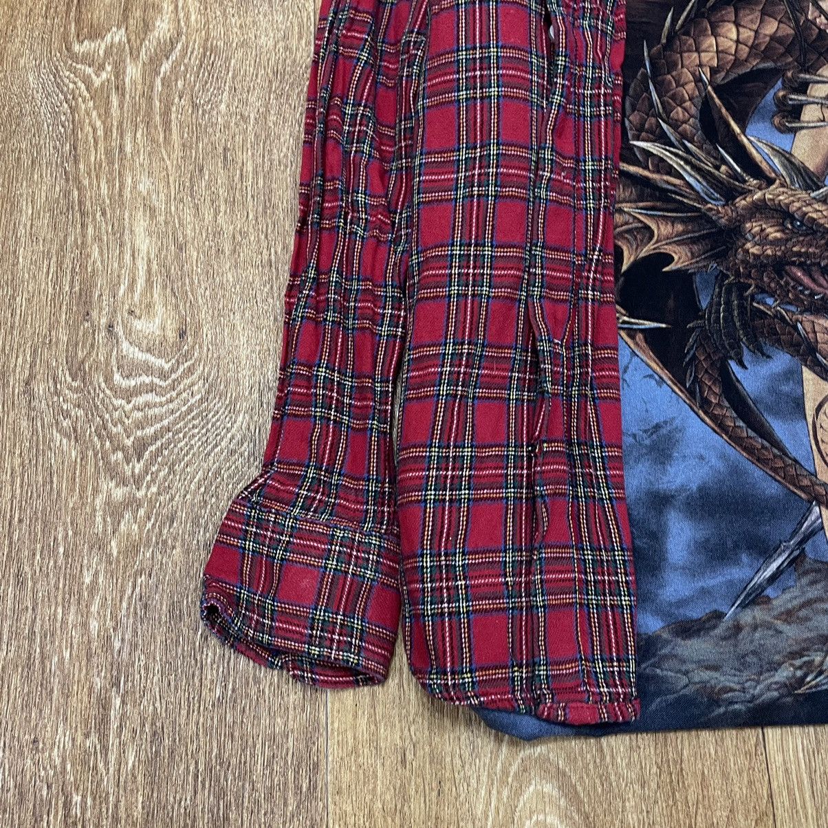 Vintage Vintage 90s Red Plaid Flannel Shirt Graphic Oversized Swag S Size US S / EU 44-46 / 1 - 3 Thumbnail