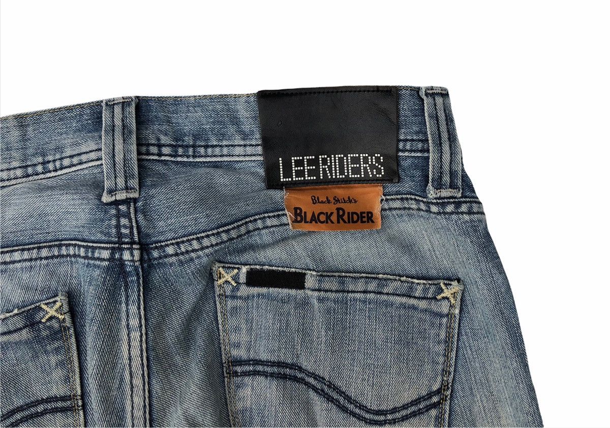 Japanese Brand Vintage Lee Riders Classic Flare Jeans Size US 32 / EU 48 - 9 Thumbnail