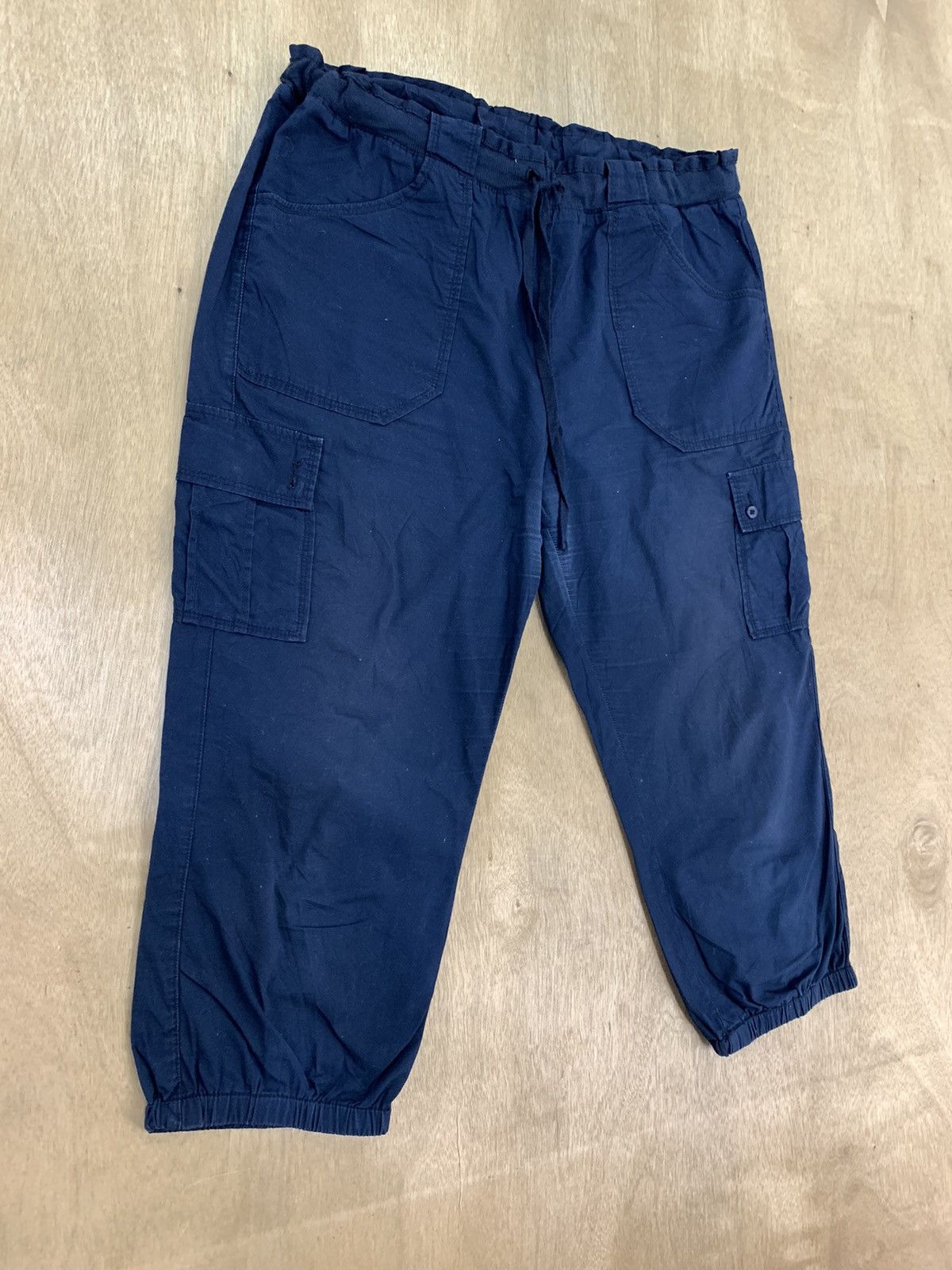 Japanese Brand × Uniqlo UNIQLO Vtg Elastic Waist Multipocket Crop Cargo Jogger Pant Size US 34 / EU 50 - 7 Thumbnail