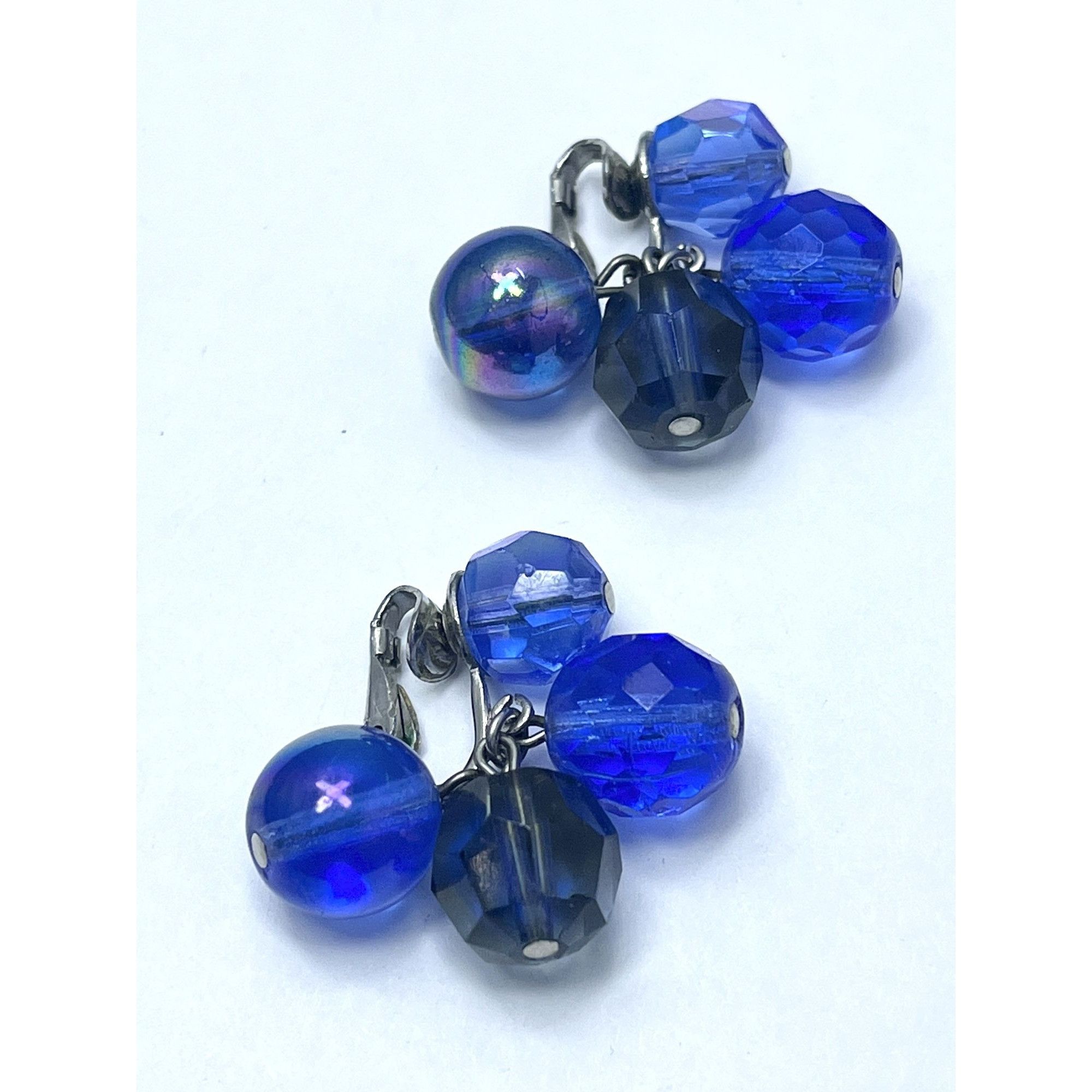 Vogue Vintage Vogue Blue Crystal Glass Earrings Size ONE SIZE - 1 Preview