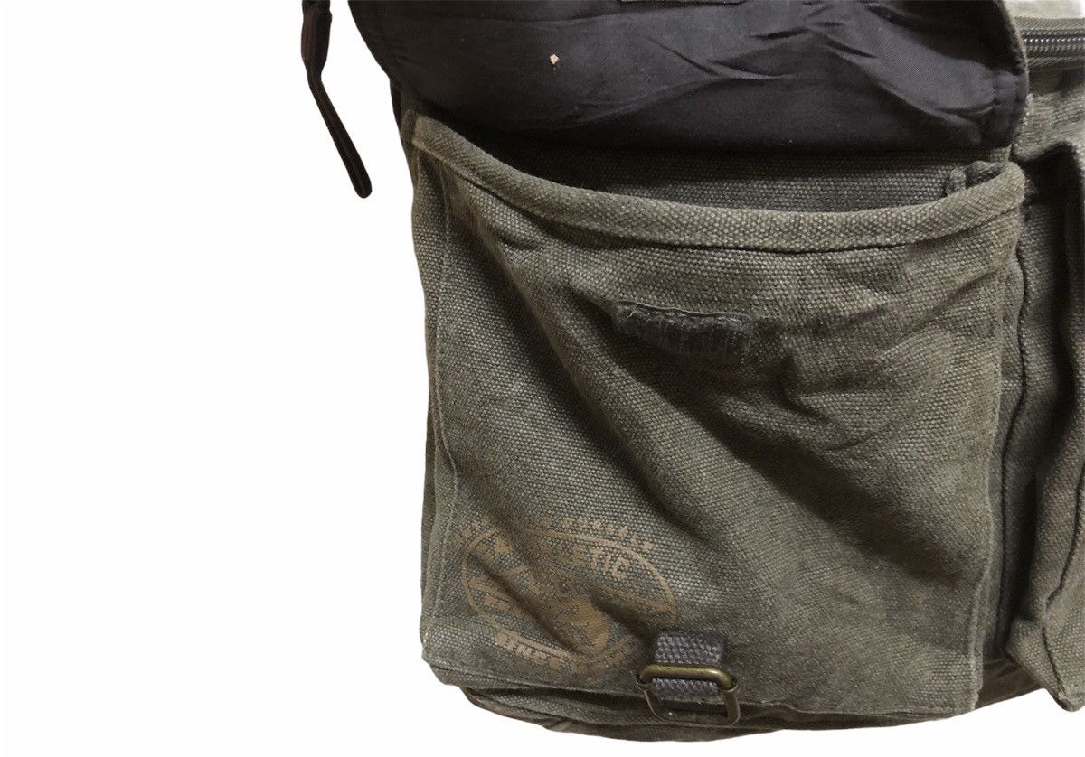 Gap × Vintage Vintage Varsity Sling Bag Khaki’s Design Size ONE SIZE - 7 Thumbnail