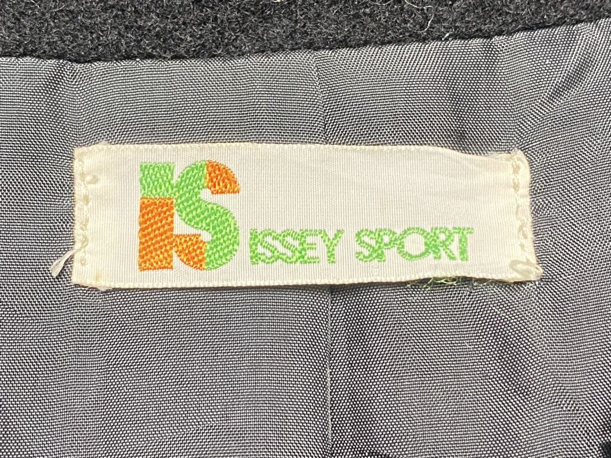 Issey Miyake × Japanese Brand × Vintage Nice Design‼️Vintage 80s Issey Miyake Sport Long Coats Size US M / EU 48-50 / 2 - 10 Thumbnail