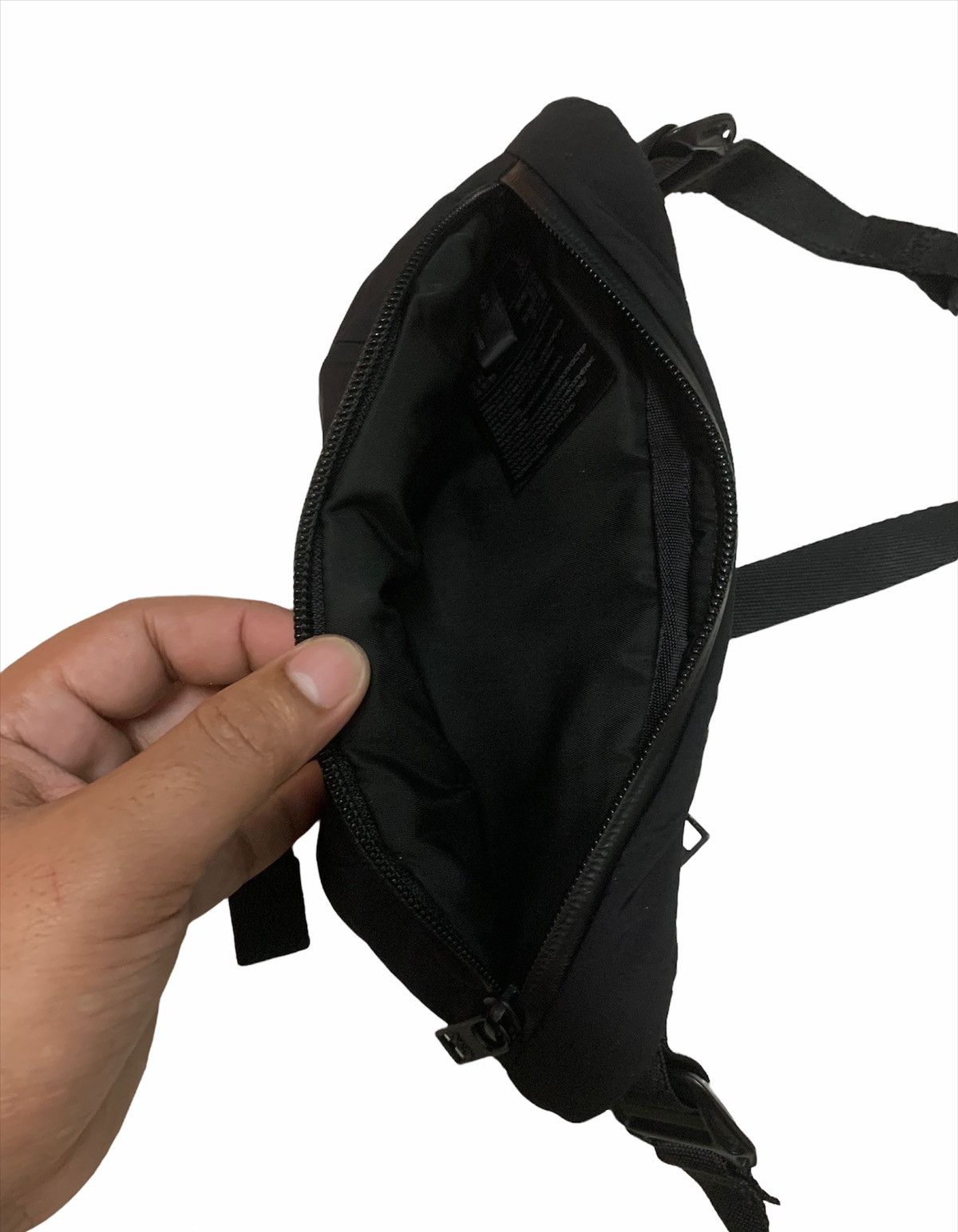 Adidas 🇯🇵 ADIDAS Y-3 SLING / WAIST BAG - BLACK Size ONE SIZE - 4 Thumbnail