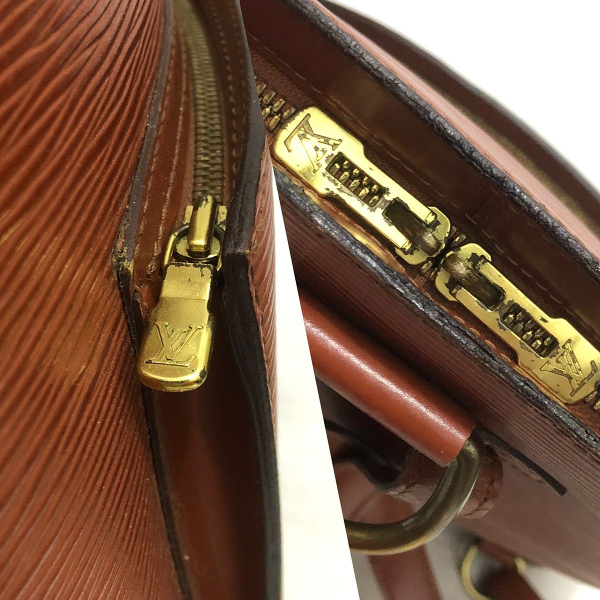 Louis Vuitton Louis Vuitton Epi Leather Backpack Size ONE SIZE - 9 Thumbnail