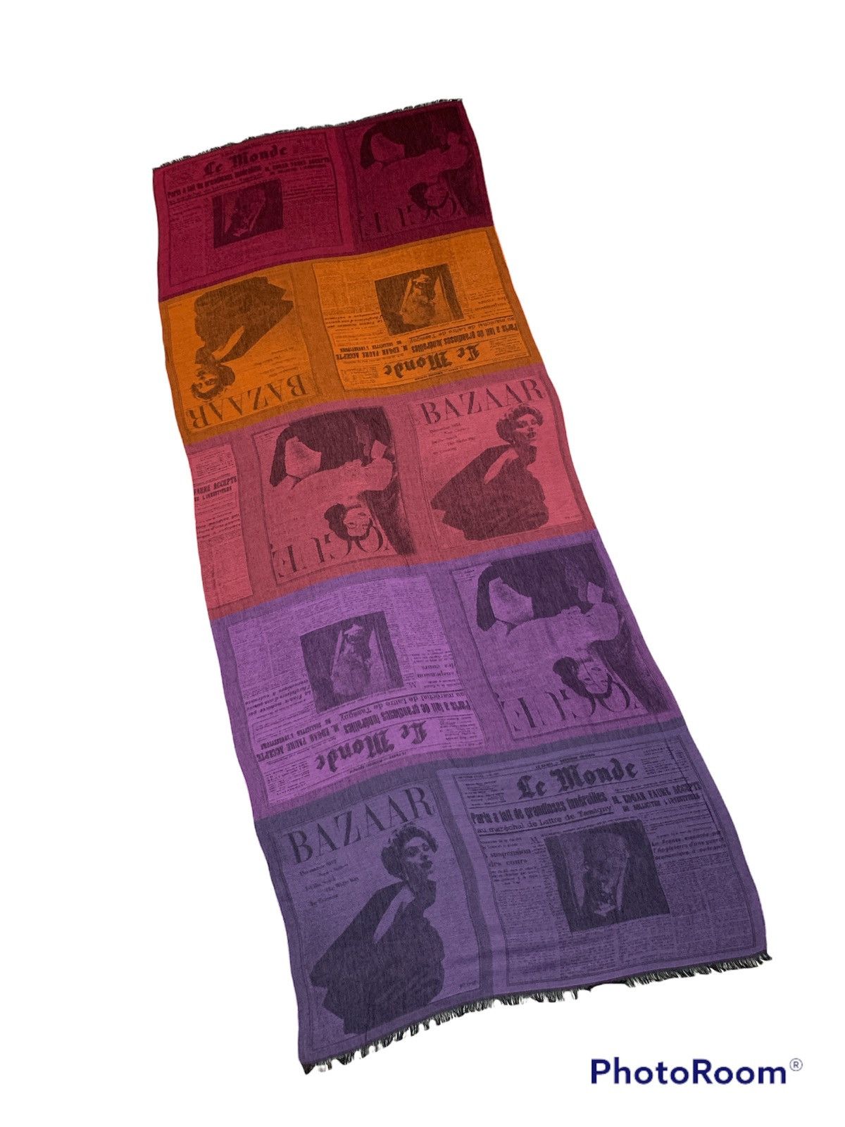 Other HARPERS BAZAAR VOGUE LE MONDE COVER PRINTING CASHMERE SCARF Size ONE SIZE - 1 Thumbnail