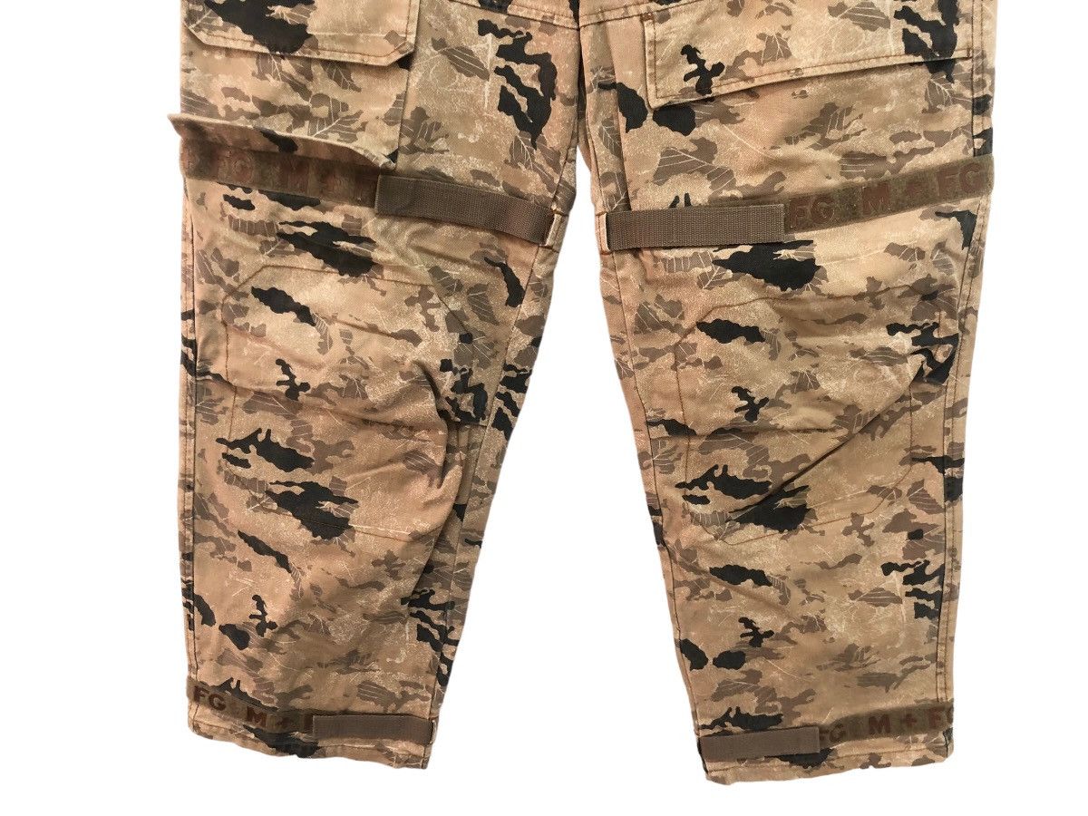Marithe + Francois Girbaud RARE 🔥 M+FG FOREST CAMOUFLAGE VELCRO STRAP TACTICAL BAGGY Size US 37 - 4 Thumbnail