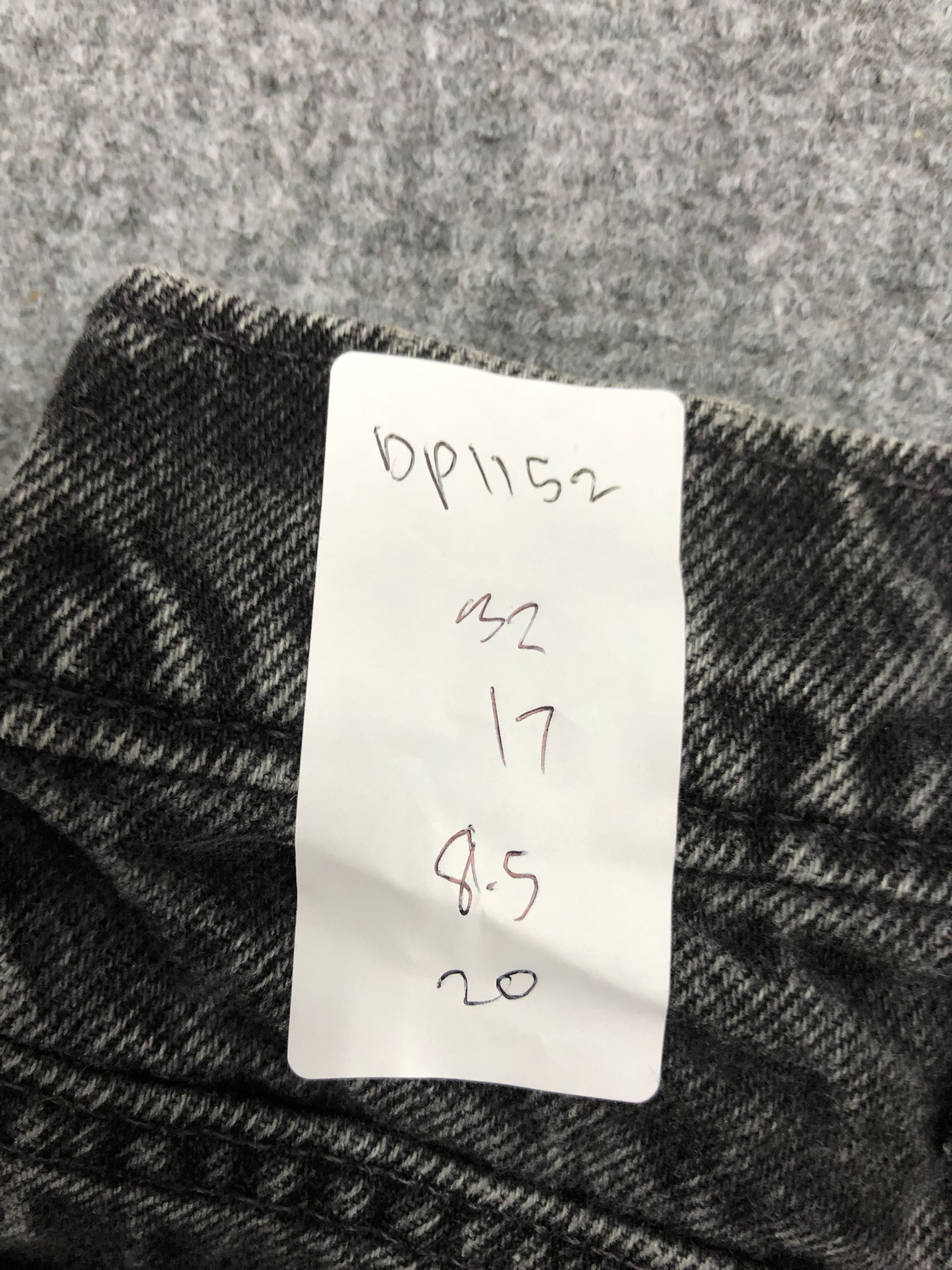 Levi's Vintage 90s Levis Cropped Black Jeans DP1152 Size US 32 / EU 48 - 8 Thumbnail