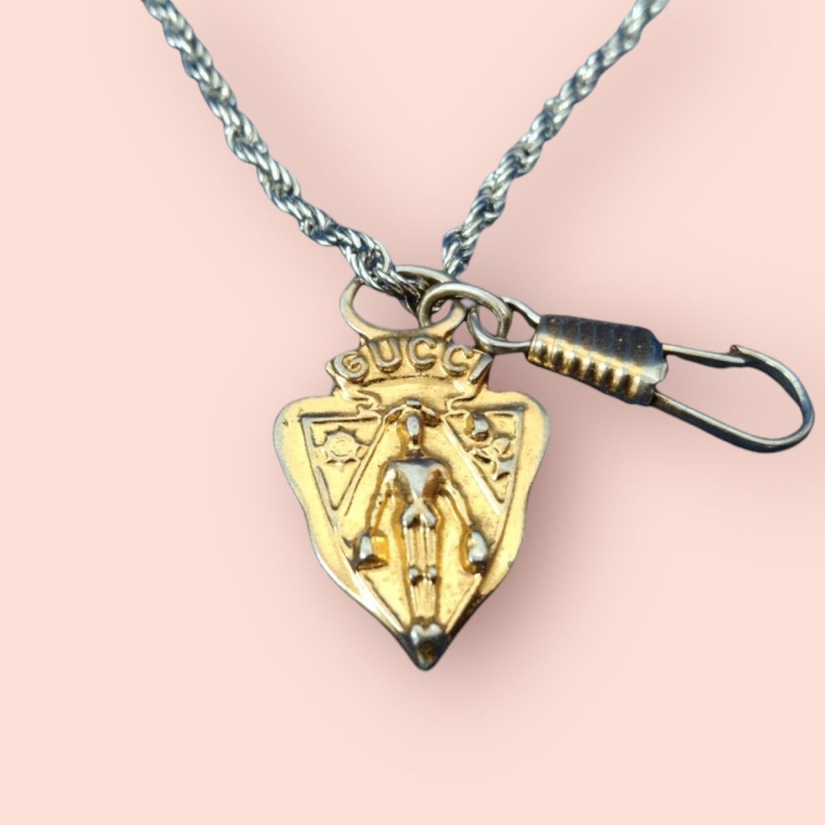 Designer × Vintage REPURPOSE NECKLACE VINTAGE GUCCI PENDANT Size ONE SIZE - 4 Thumbnail