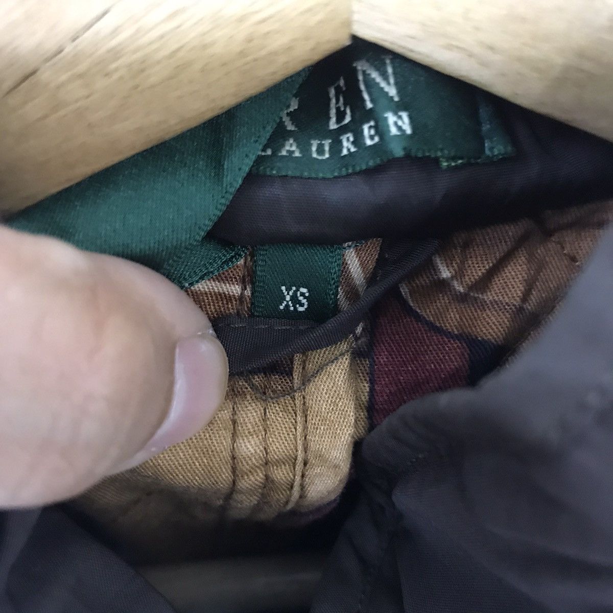 Lauren Ralph Lauren LAUREN RALPH LAUREN Button Up Quilted Plain Fleece Sweater Size US XS / EU 42 / 0 - 8 Thumbnail