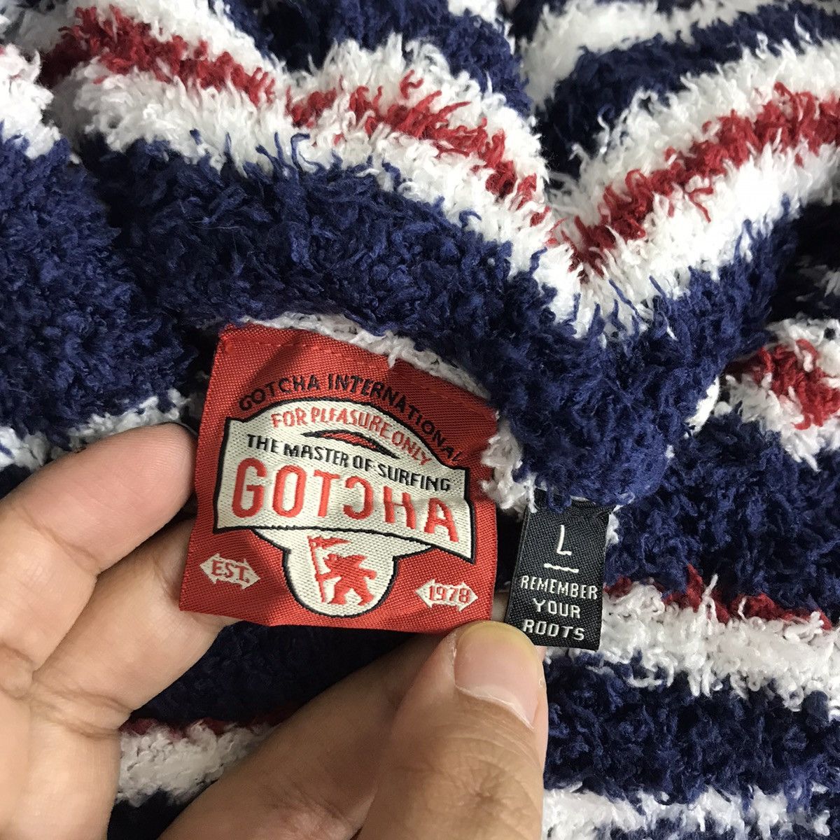 Gotcha Vtg GOTCHA SURF Native Navajo Aztec PrintRetro Sherpa Hoodie Size US L / EU 52-54 / 3 - 4 Thumbnail
