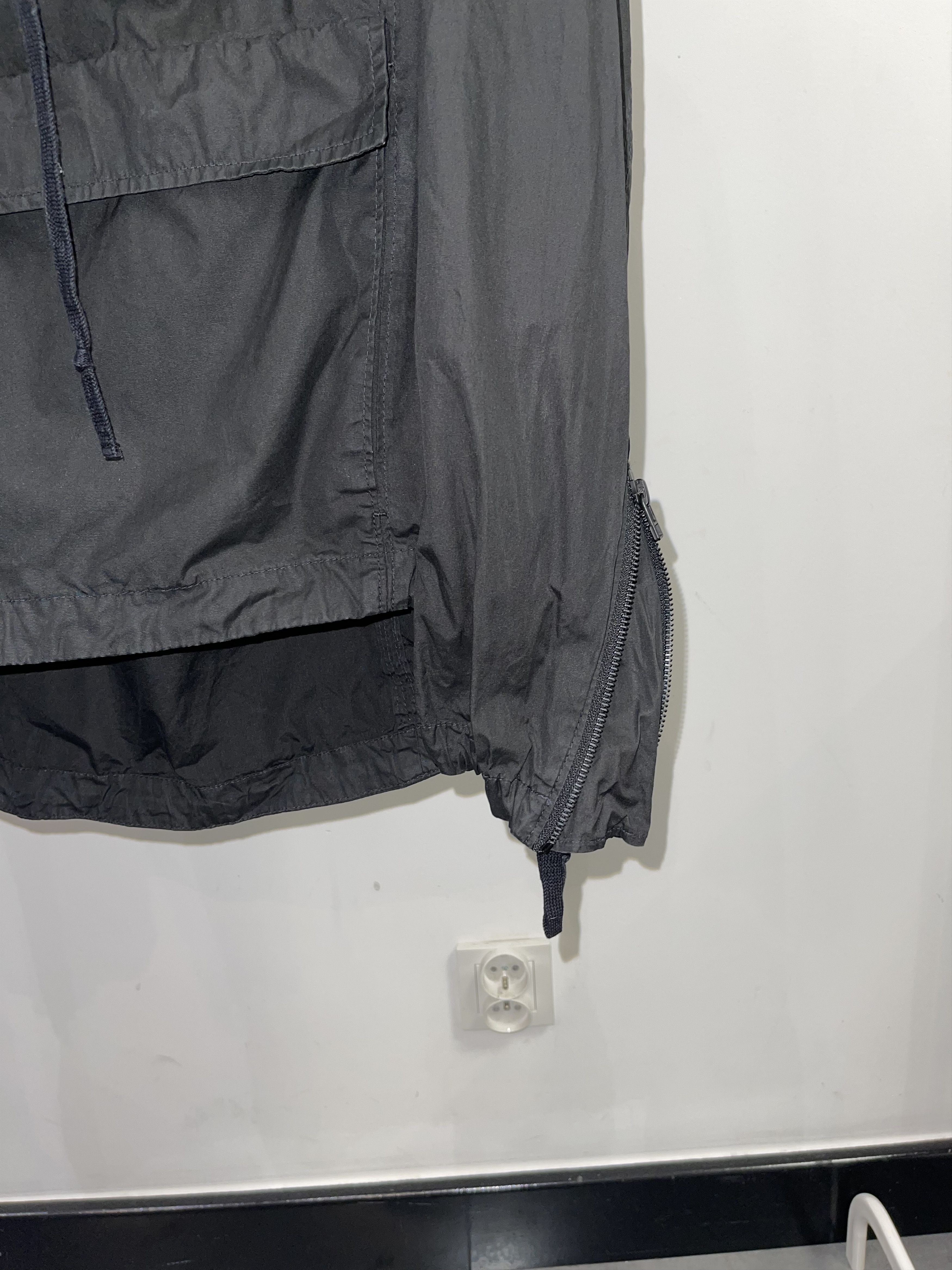 Helmut Lang Helmut Lang Black Zipped Transformer Anorak Size US M / EU 48-50 / 2 - 7 Thumbnail