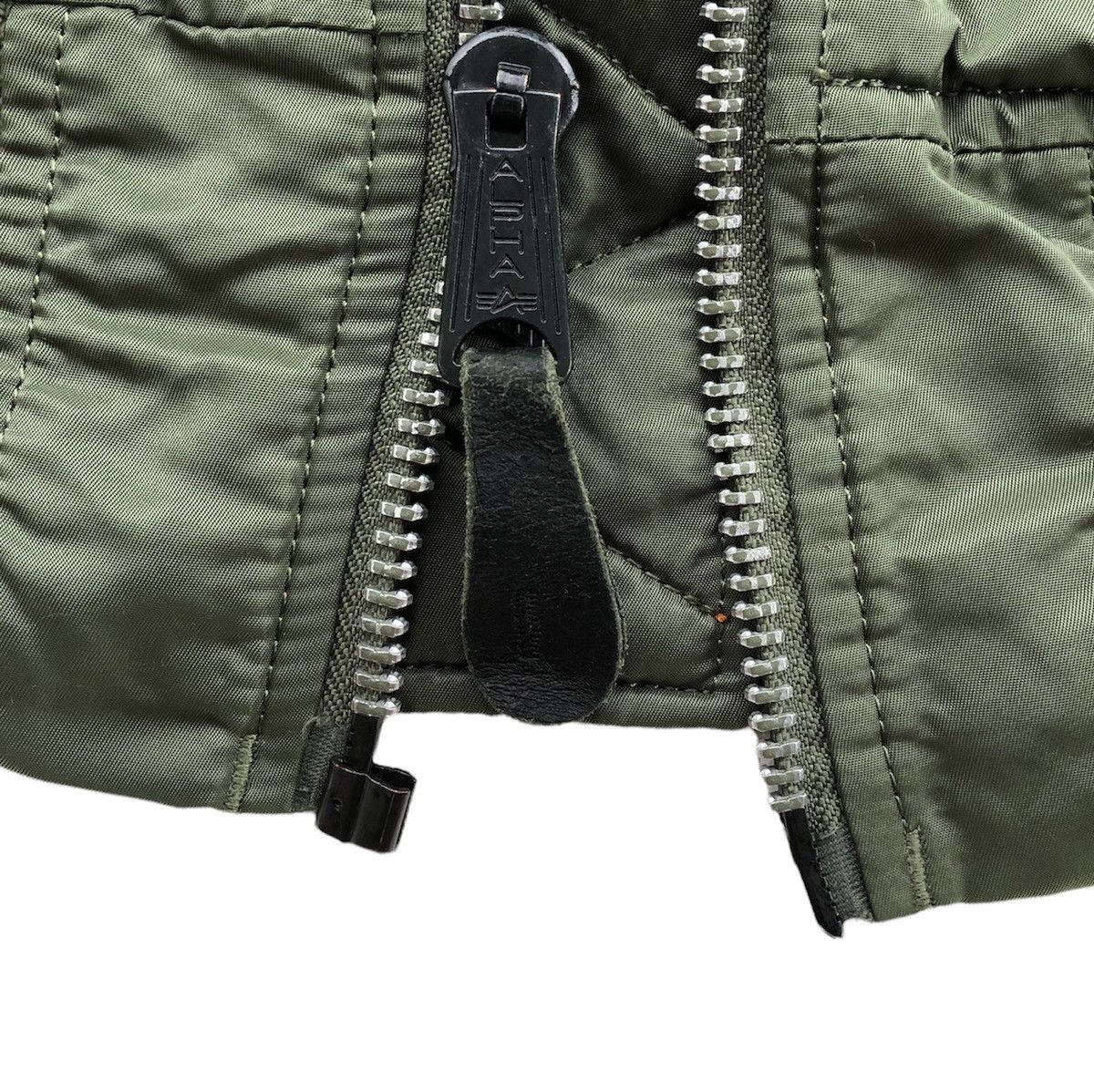 Alpha Industries Alpha Industries Flyer Intermediate MA-1 Bomber Jacket Size US XL / EU 56 / 4 - 16 Thumbnail