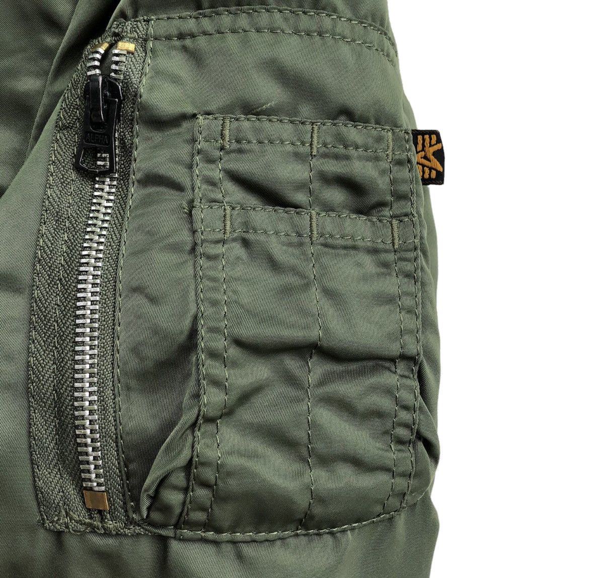 Alpha Industries Alpha Industries Flyer Intermediate MA-1 Bomber Jacket Size US XL / EU 56 / 4 - 11 Thumbnail