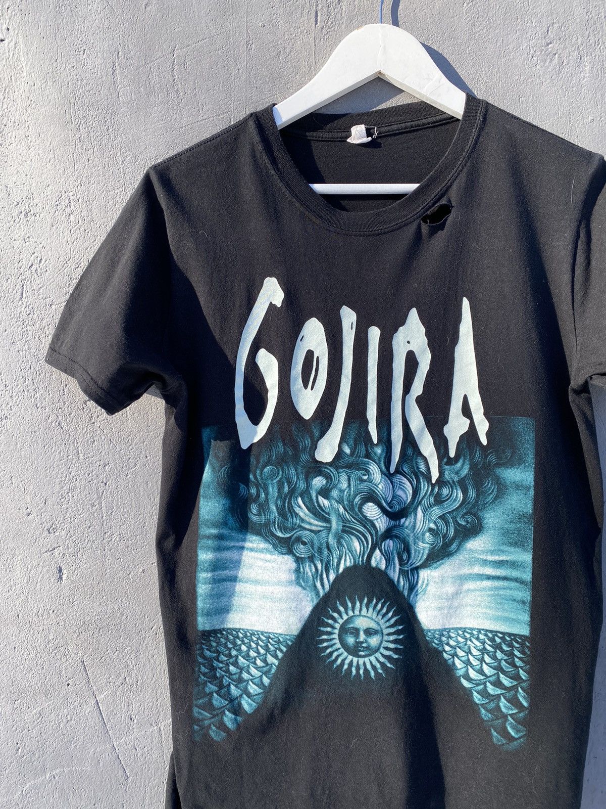 Band Tees Vintage GOJIRA Heavy Metal Band T Shirt Size US M / EU 48-50 / 2 - 2 Thumbnail