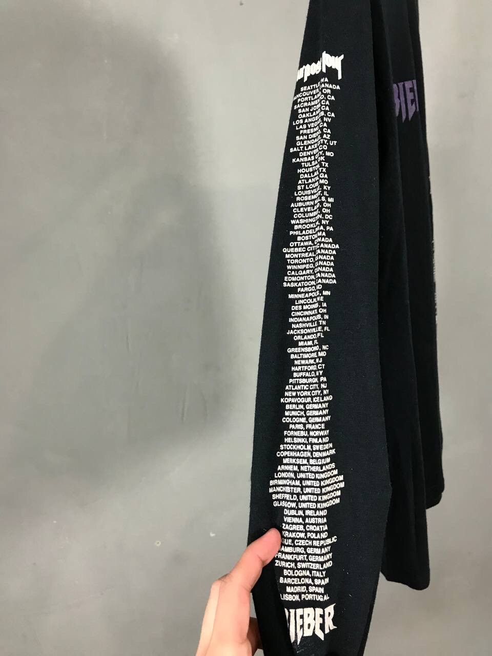 Justin Bieber Justin Bieber vintage tour longsleeve Size US M / EU 48-50 / 2 - 7 Thumbnail