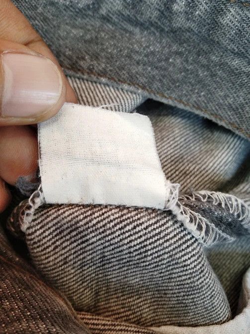 Levi's × Vintage 80s Vintage Levis 501 Made In USA Distressed Jeans 31x32 Size US 31 - 12 Thumbnail