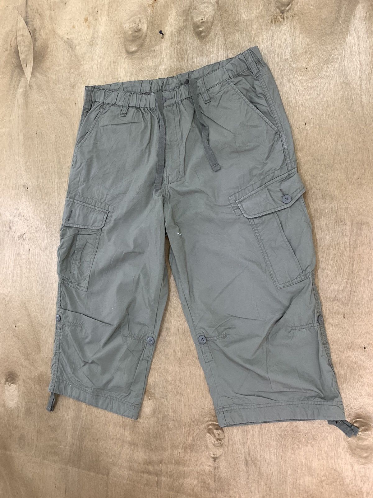 Japanese Brand × Uniqlo UNIQLO Bondage Parachute Multipocket Cargo Crop Short Pant Size US 36 / EU 52 - 10 Thumbnail