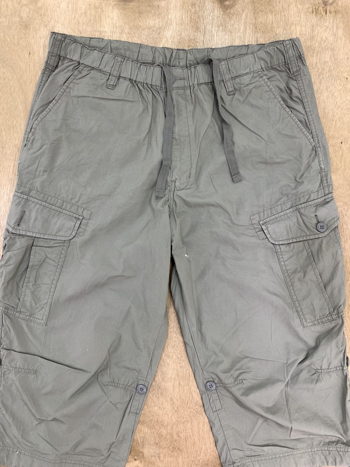 Japanese Brand × Uniqlo UNIQLO Bondage Parachute Multipocket Cargo Crop Short Pant Size US 36 / EU 52 - 7 Thumbnail