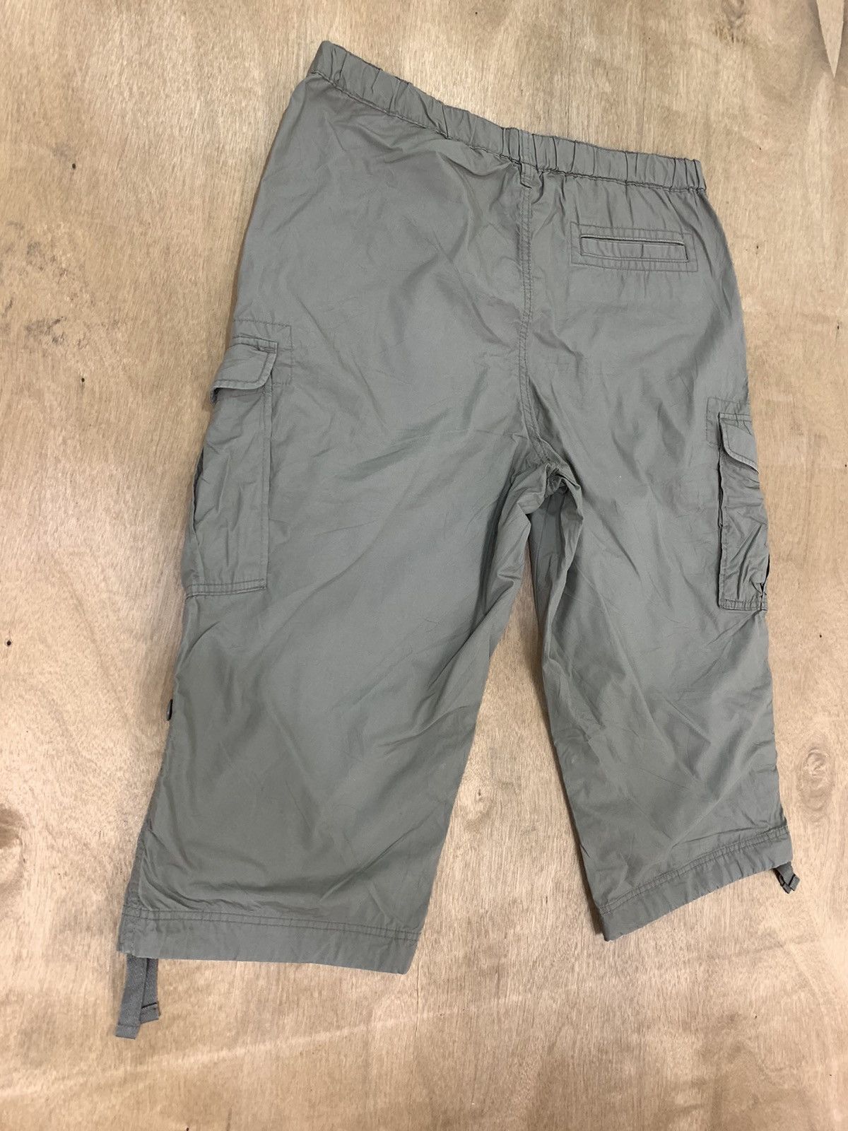 Japanese Brand × Uniqlo UNIQLO Bondage Parachute Multipocket Cargo Crop Short Pant Size US 36 / EU 52 - 13 Thumbnail