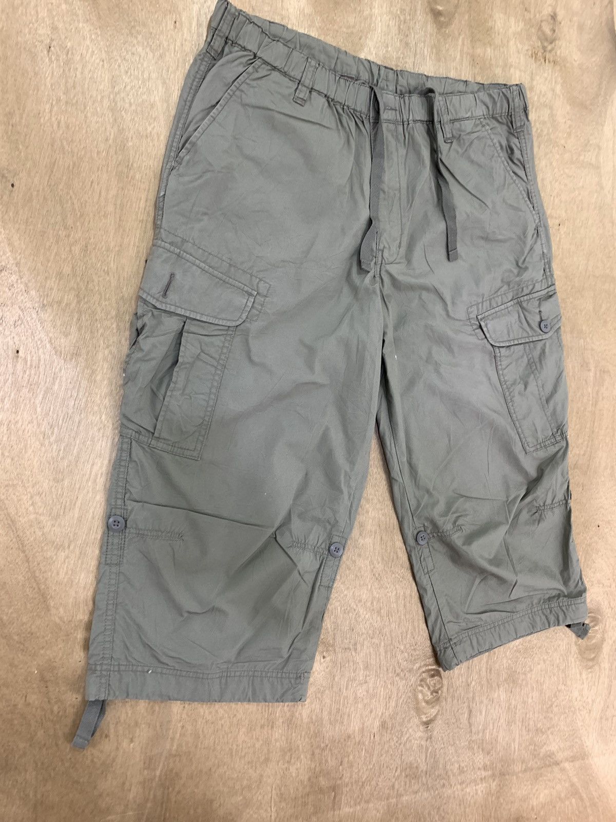 Japanese Brand × Uniqlo UNIQLO Bondage Parachute Multipocket Cargo Crop Short Pant Size US 36 / EU 52 - 9 Thumbnail