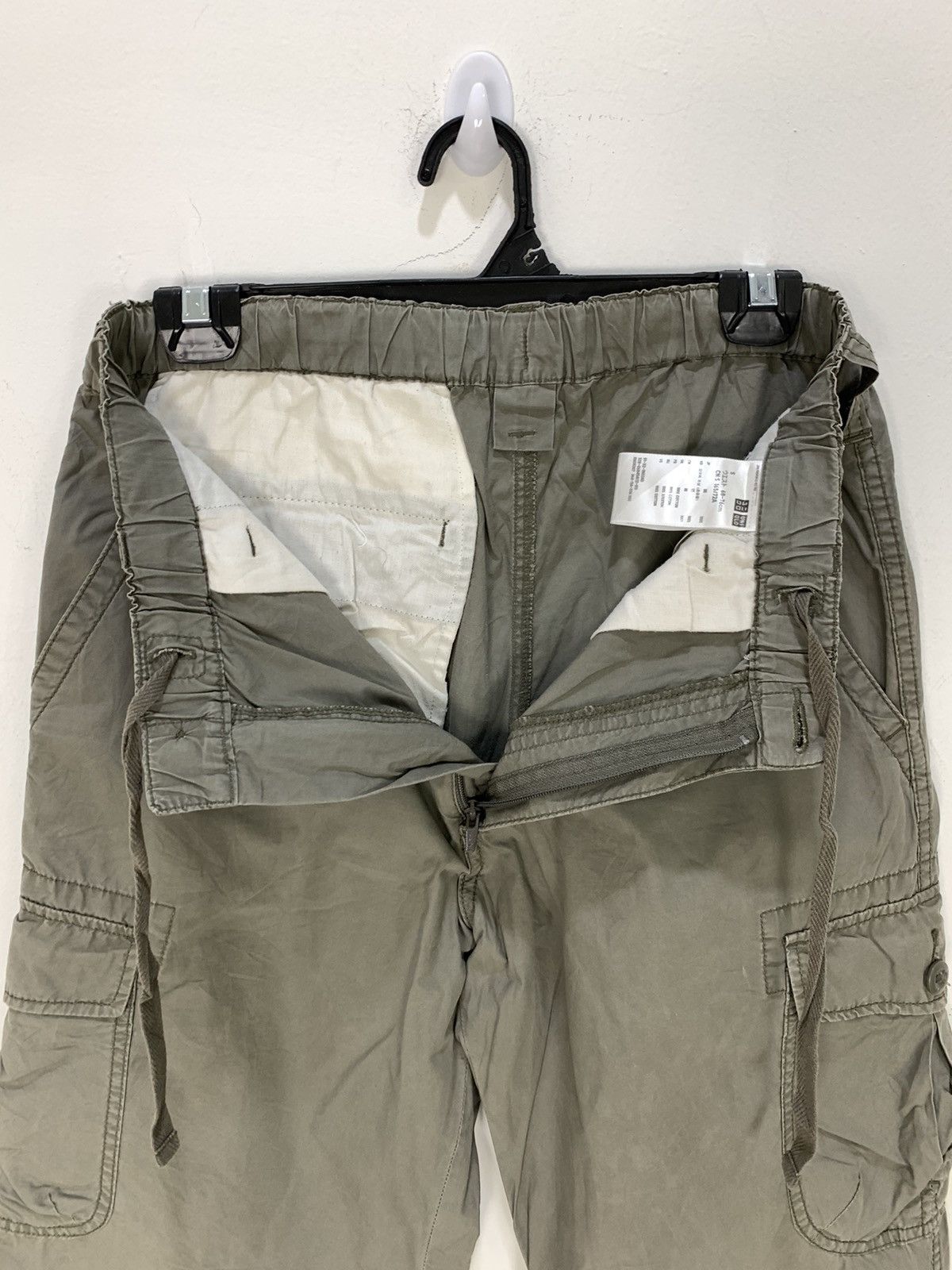 Japanese Brand × Uniqlo UNIQLO Bondage Parachute Multipocket Cargo Crop Short Pant Size US 29 - 18 Thumbnail
