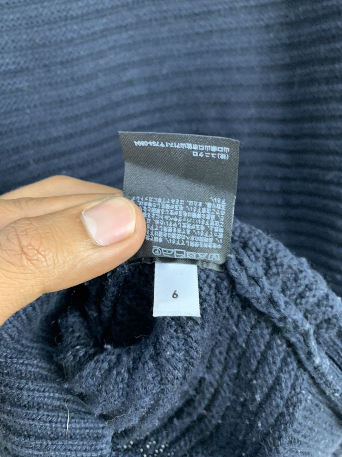 Japanese Brand × Uniqlo UNIQLO Crewneck Cable Twist Chunky Long Knitwear Sweater Size US M / EU 48-50 / 2 - 16 Thumbnail
