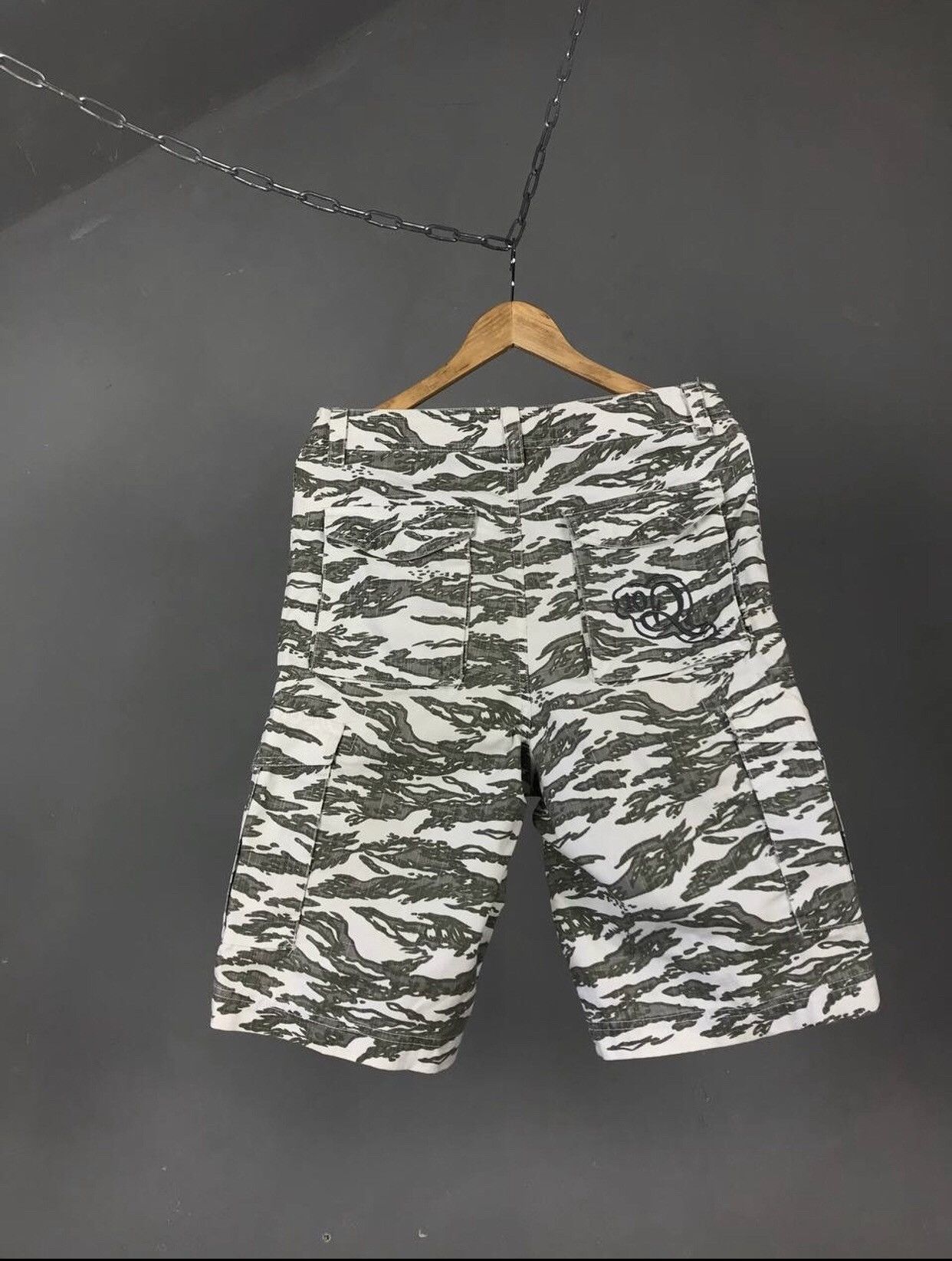 Nike Nike swoosh streetwear cargo vintage 10R shorts Size US 32 / EU 48 - 7 Thumbnail
