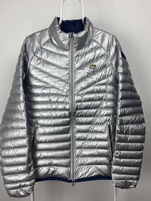 Nike store silver puffer