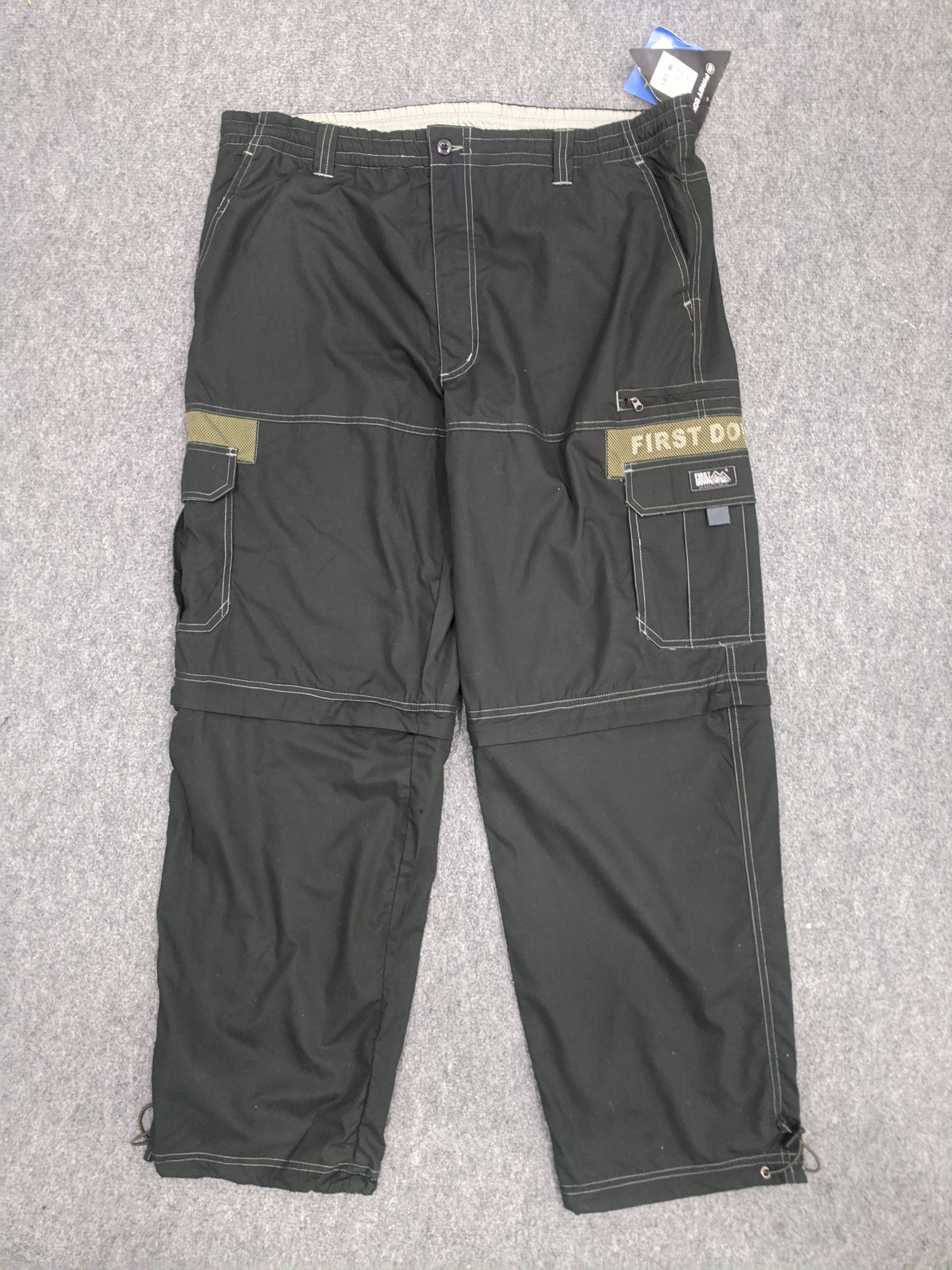 image of First Down Tactical Cargo Pants Multipocket in Black, Men's (Size 40)