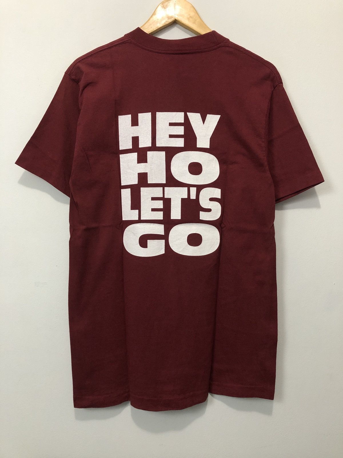 Band Tees × Vintage Vintage 90s Ramones Rock N Roll High School T-Shirt Size US M / EU 48-50 / 2 - 3 Thumbnail