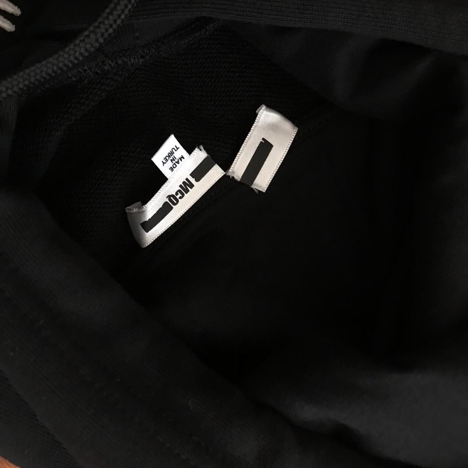 MCQ EF39 - MCQ Black Hoodie Size US XS / EU 42 / 0 - 6 Thumbnail
