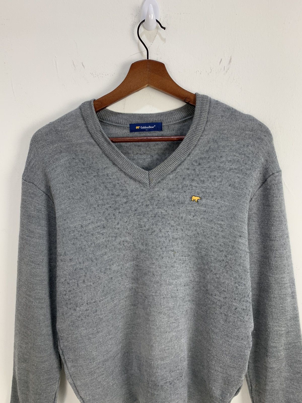 Aran Sweater Market × Designer × Golden Bear GOLDEN BEAR Vintage 90s Embroidery Logo Knit Jumper Sweater Size US S / EU 44-46 / 1 - 3 Thumbnail
