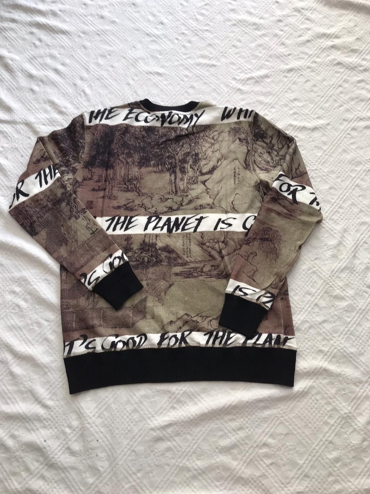 Vivienne Westwood Pr25 - Vivienne Westwood Sketch Landscape “Economy” Sweat Size US M / EU 48-50 / 2 - 2 Thumbnail