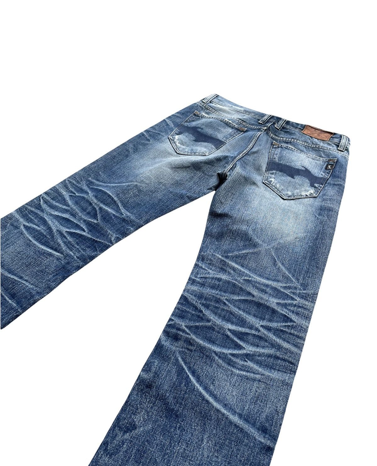 Japanese Brand AVH Custome Aging Distressed Denim Size US 35 - 11 Thumbnail