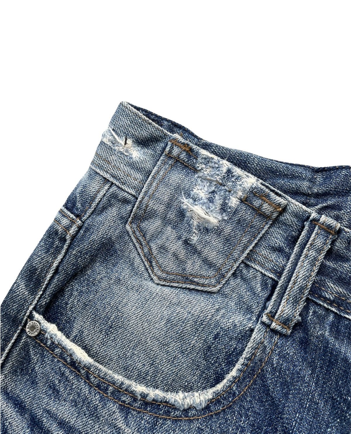 Japanese Brand AVH Custome Aging Distressed Denim Size US 35 - 9 Thumbnail
