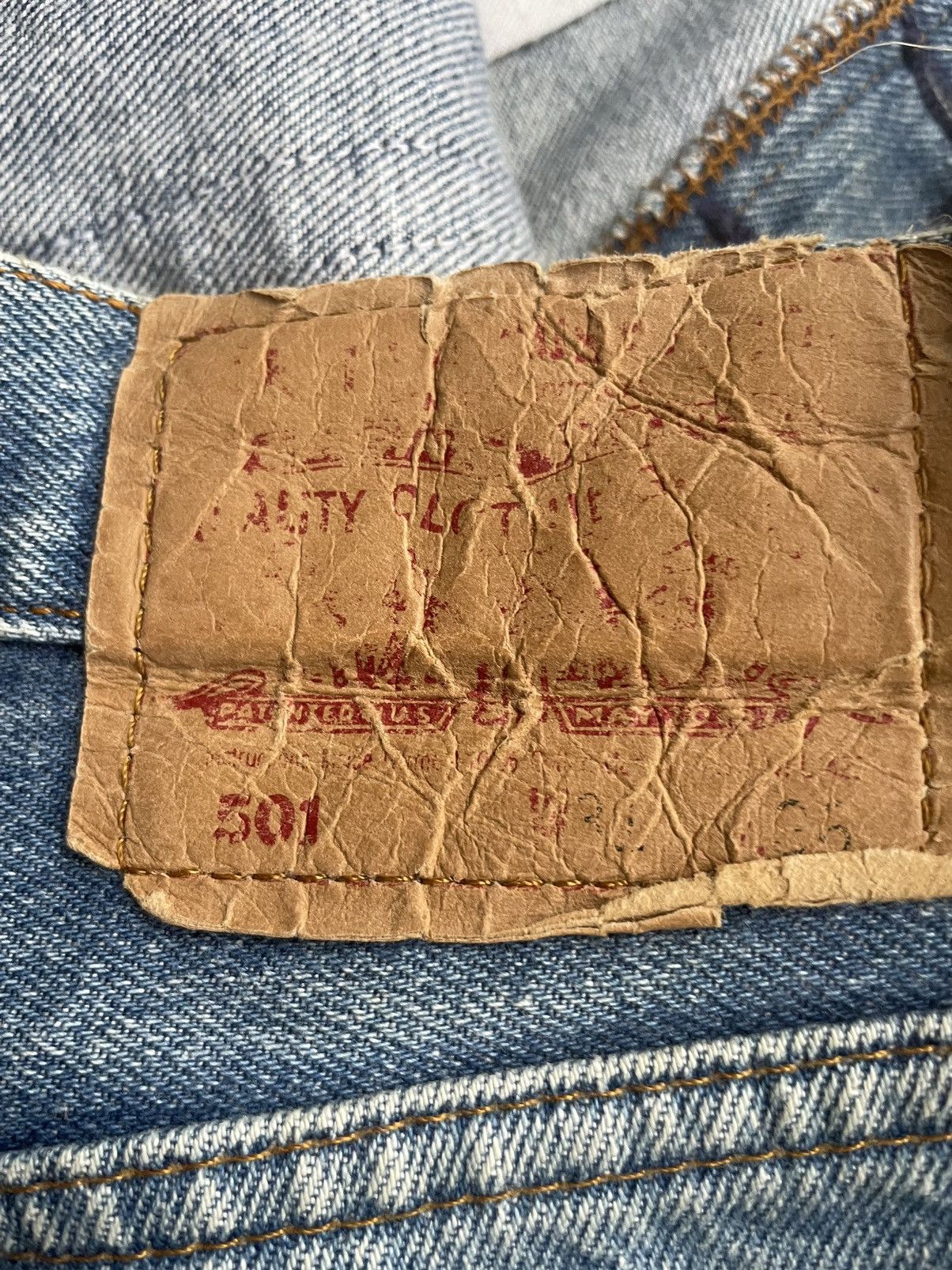 Levi's Levi’s 501 e 1992 Usa Stone Aging Wash Size US 31 - 15 Thumbnail