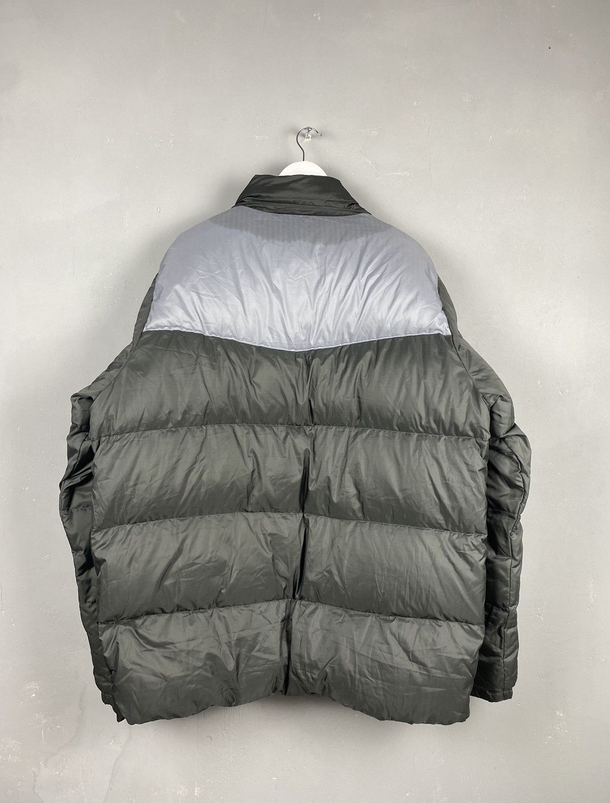 Nike Vintage Nike Athletic Dept Puffer Jacket Size US XL / EU 56 / 4 - 7 Thumbnail