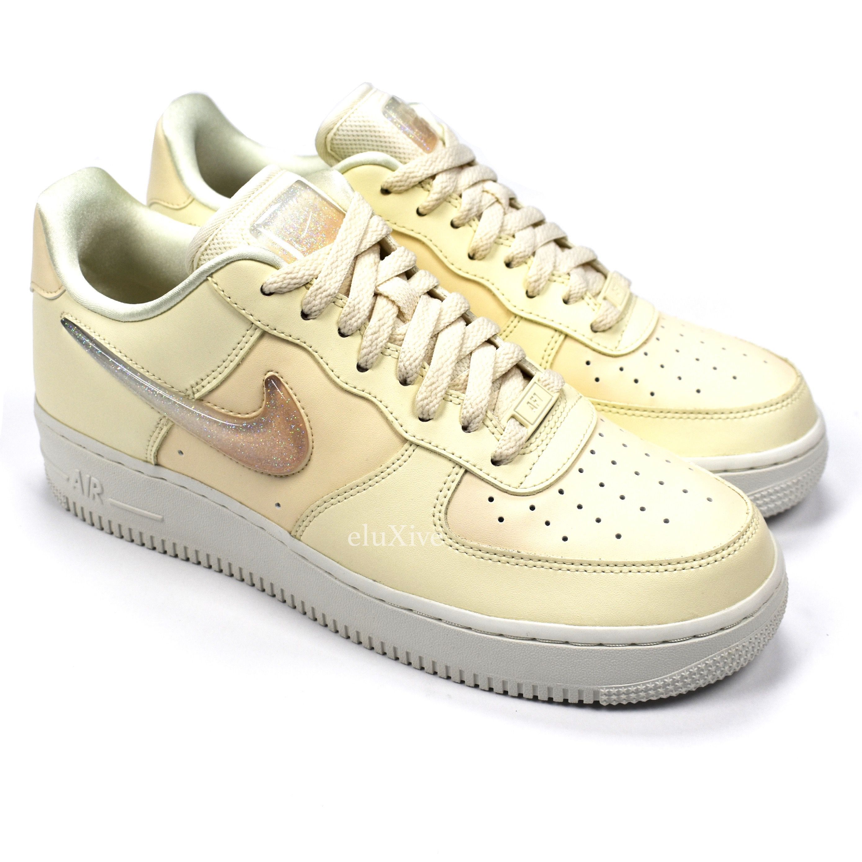 cream and white air force