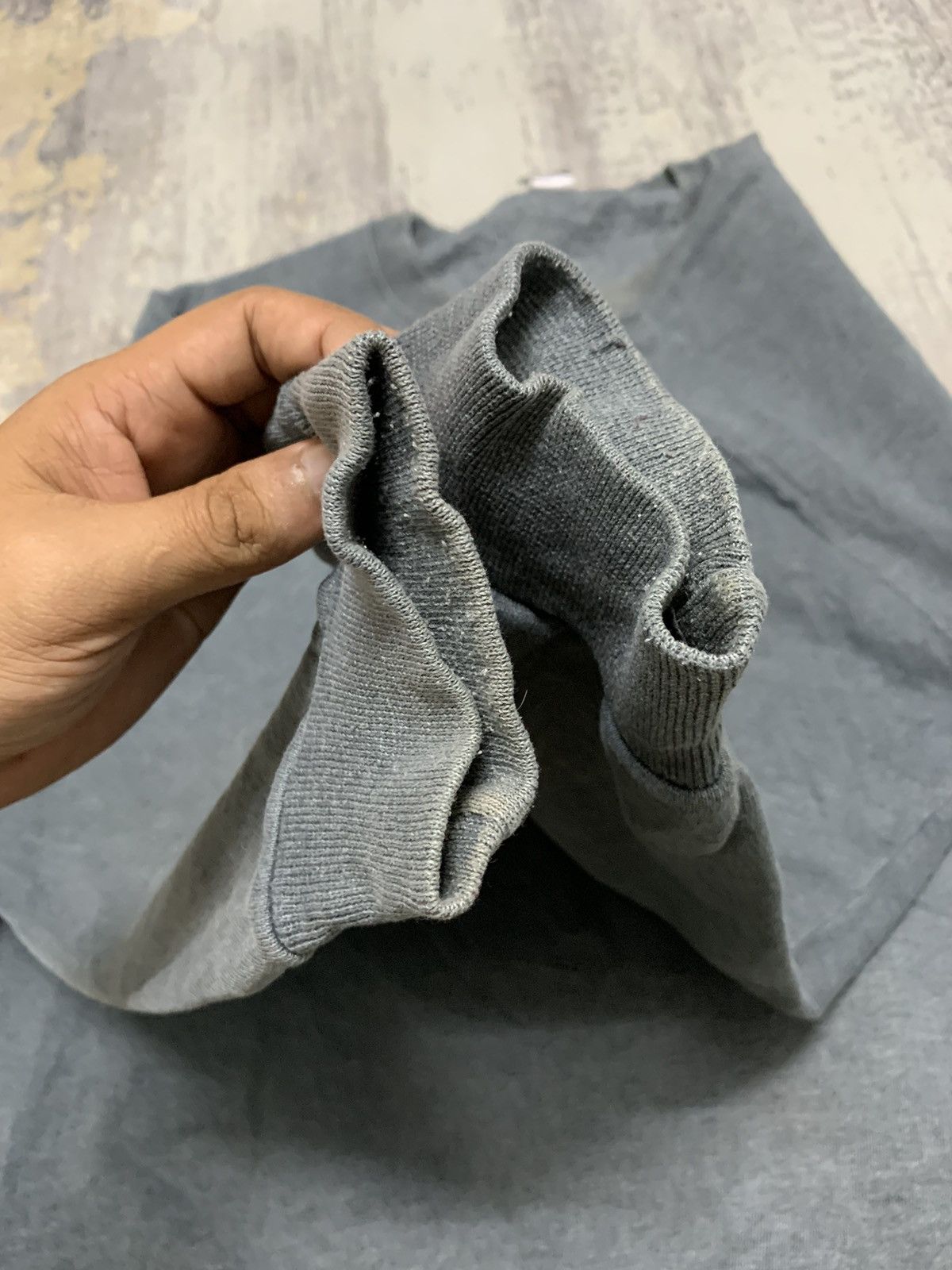 Russell Athletic Vintage 90s Russell Athletic Blank Gray V-Stitch Sweatshirt Size US XL / EU 56 / 4 - 5 Thumbnail