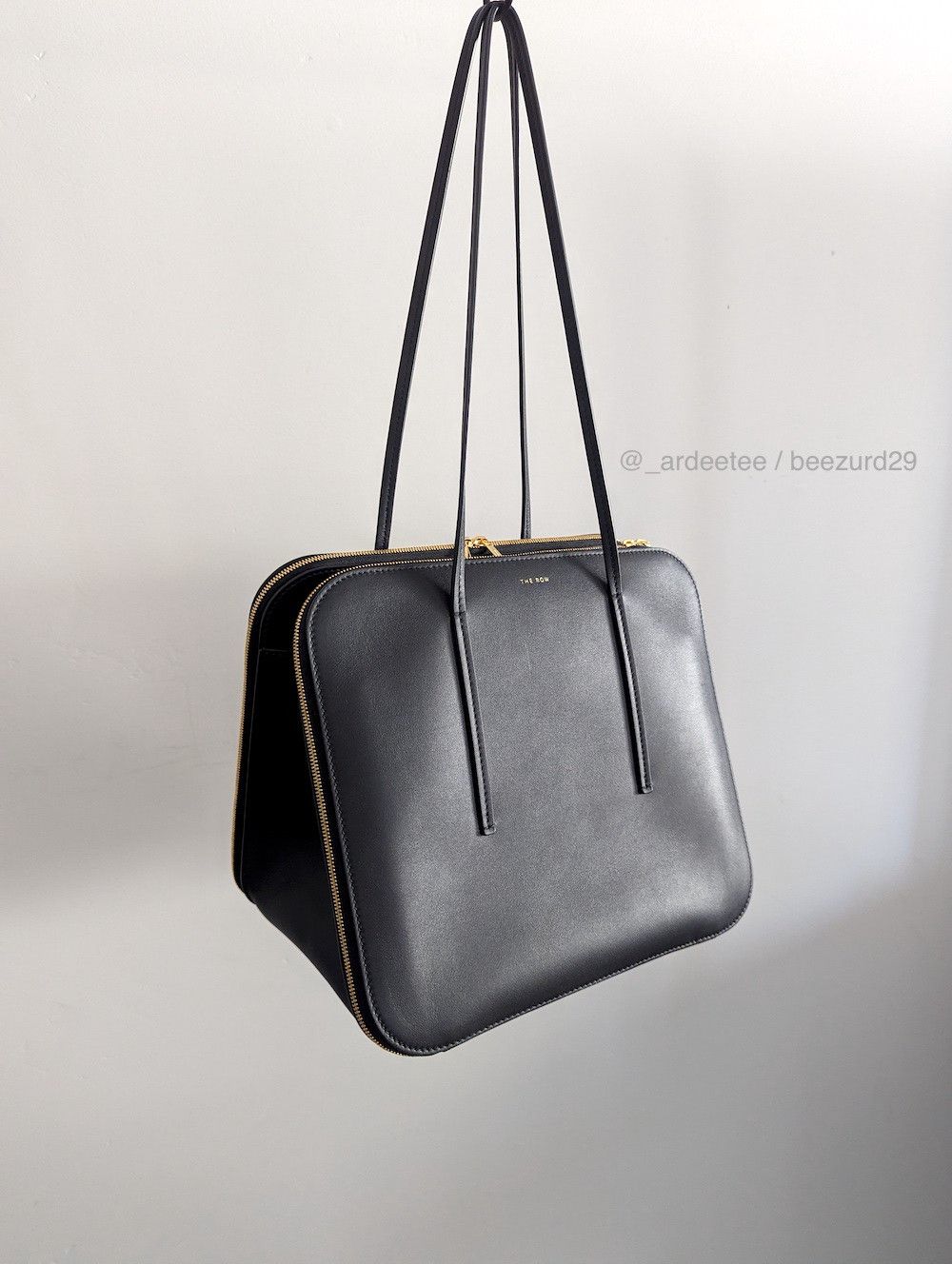 *NEW* BLACK SIAMESE LEATHER SHOULDER BAG
