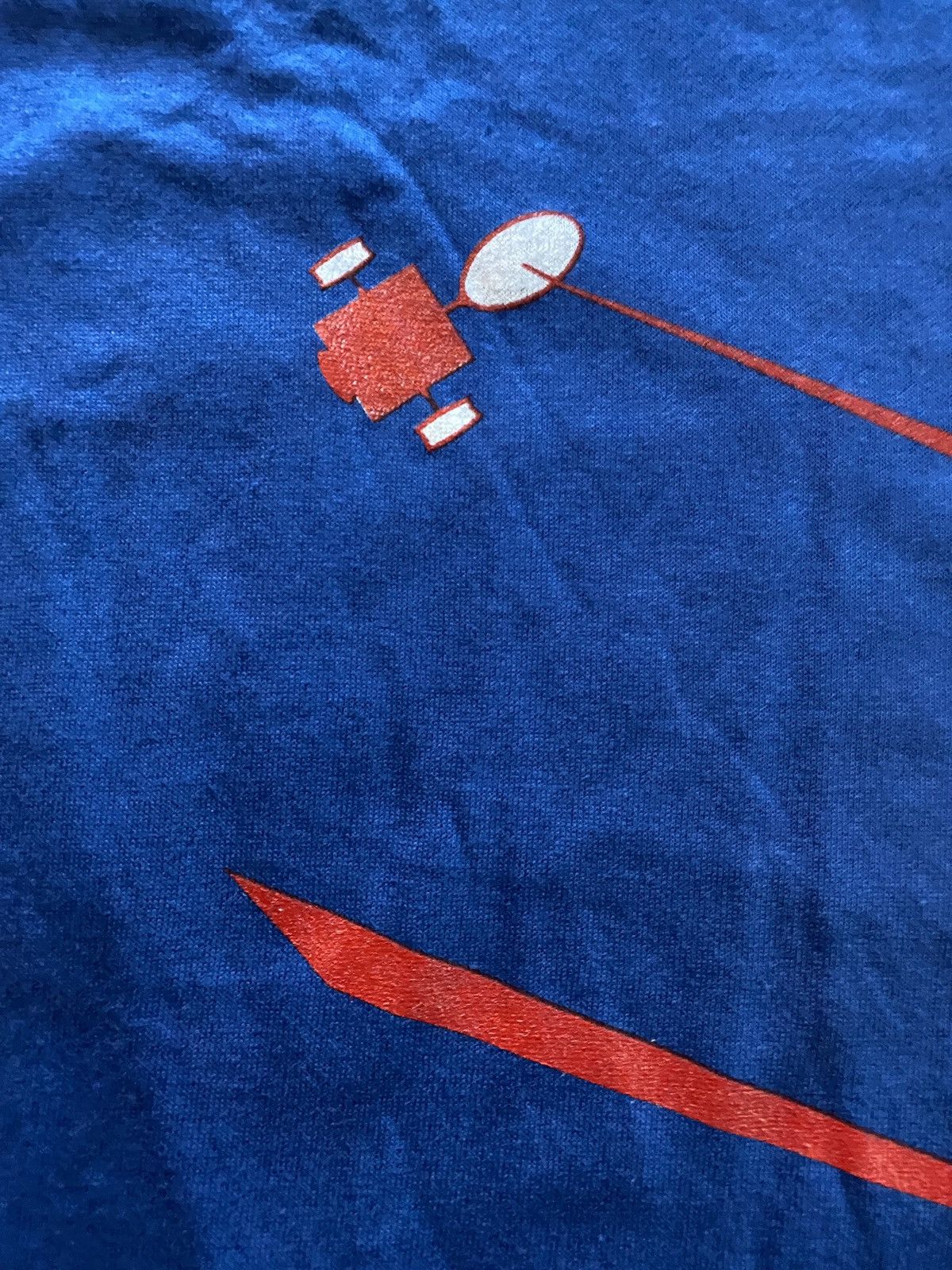 Arts & Science Vintage 80’s Communication Satellite Jerzees Tee Size US L / EU 52-54 / 3 - 2 Thumbnail