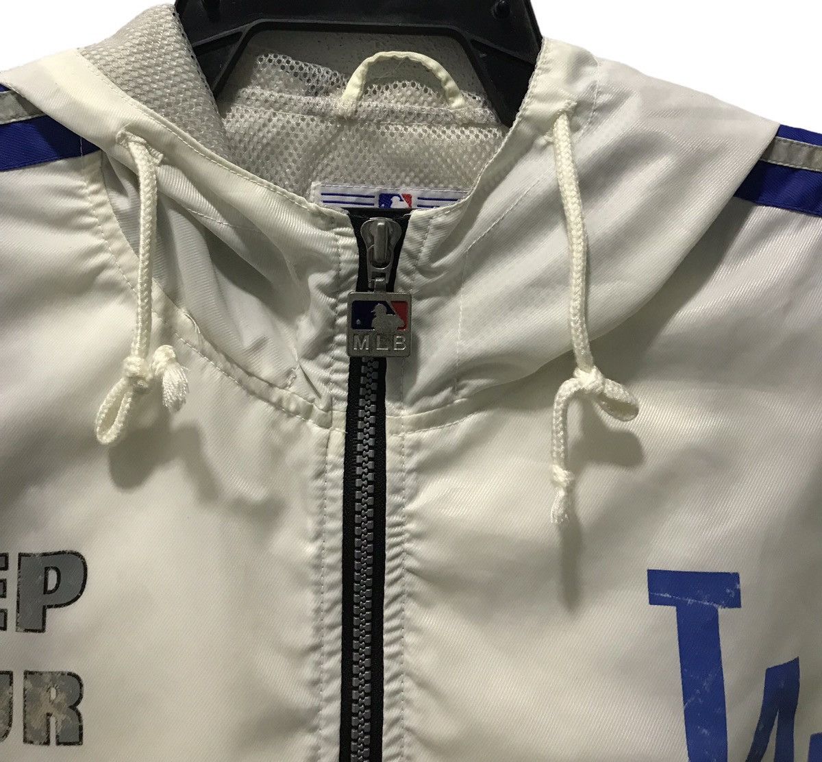 MLB GENUINE MERCHANDISE MAJOR LEAGUE BASEBALL JACKET HOODIE Size US L / EU 52-54 / 3 - 3 Thumbnail
